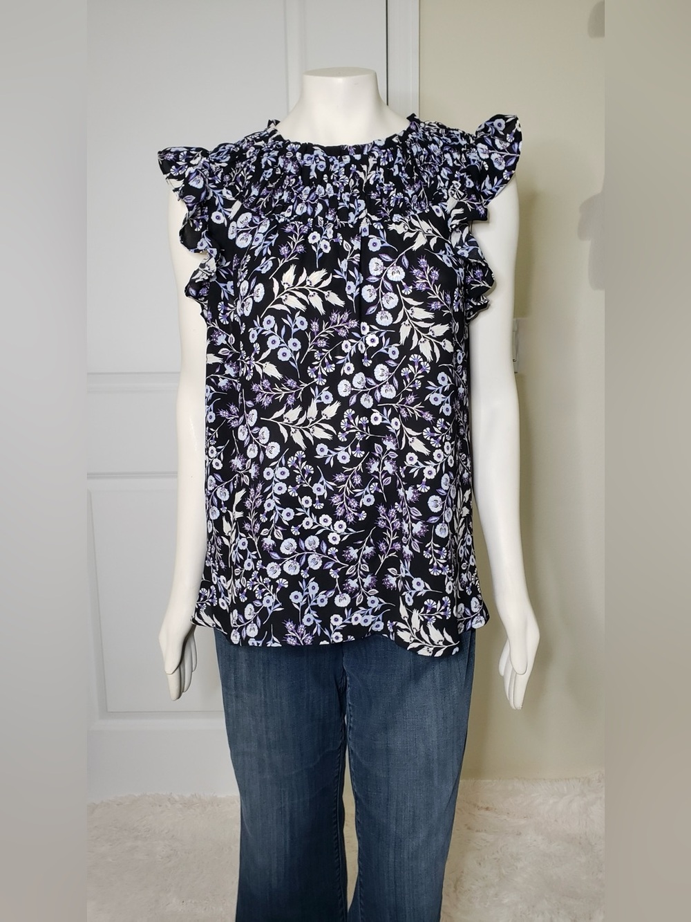 LOFT Black Floral Smocked Ruffle Sleeve Camisole Blouse Navy White Purple XL
